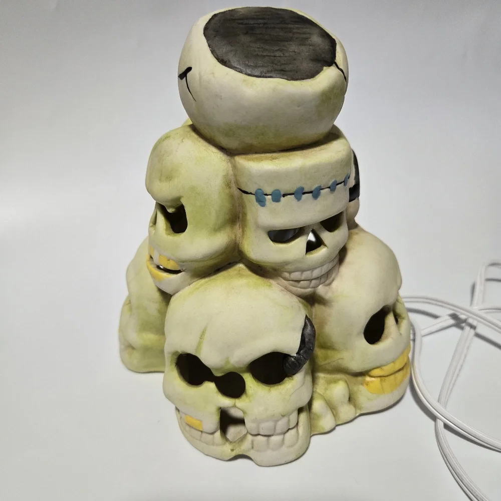 Vintage Halloween Skull Light Decor Skeleton Creepy Spooky Ceramic